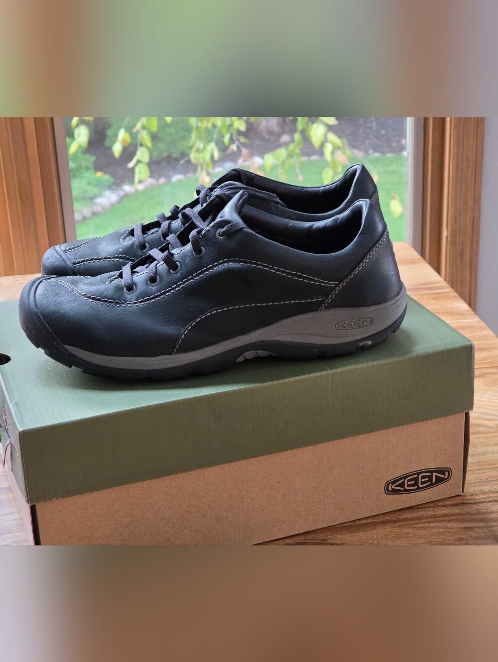 KEEN Women's Presidio ll -Casual/Walking/Trail Shoe, Women's Size 10.5 In Black